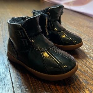 ❌SOLD❌ UGG baby rain boots snow boots winter shoes shearling size 6 US